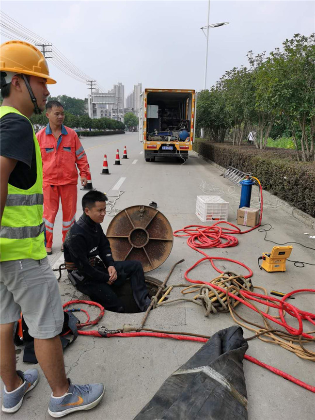 新沂翻衬法管道修复技术主要工序